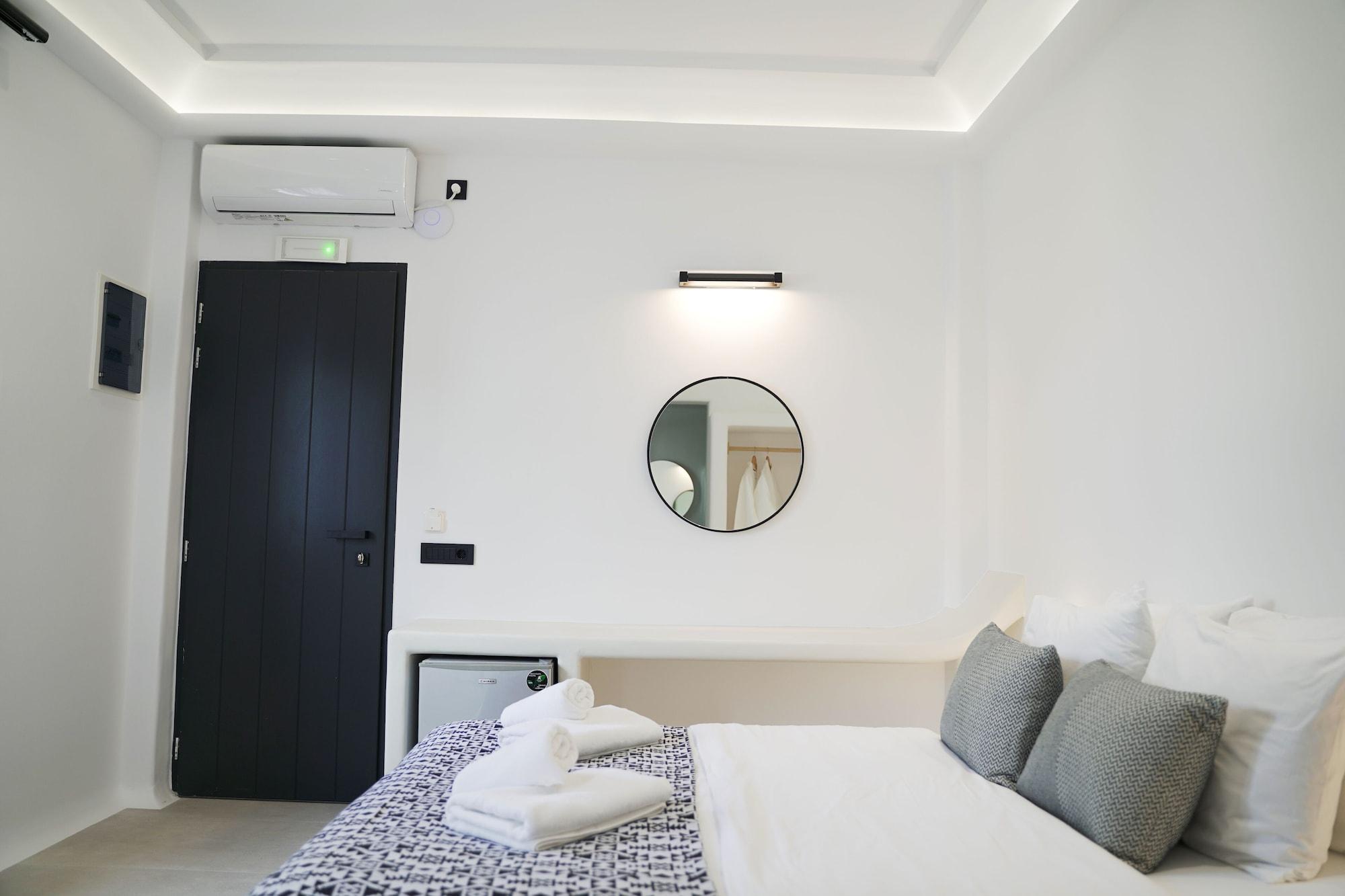 King'S Suites Kamari  Exterior photo